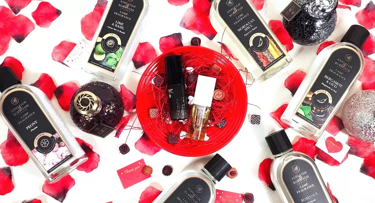 アシュレイアンドバーウッド