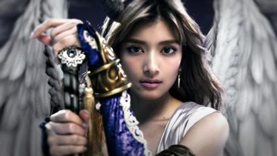 ローラ